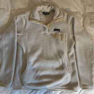 Size M- White Patagonia Fleece